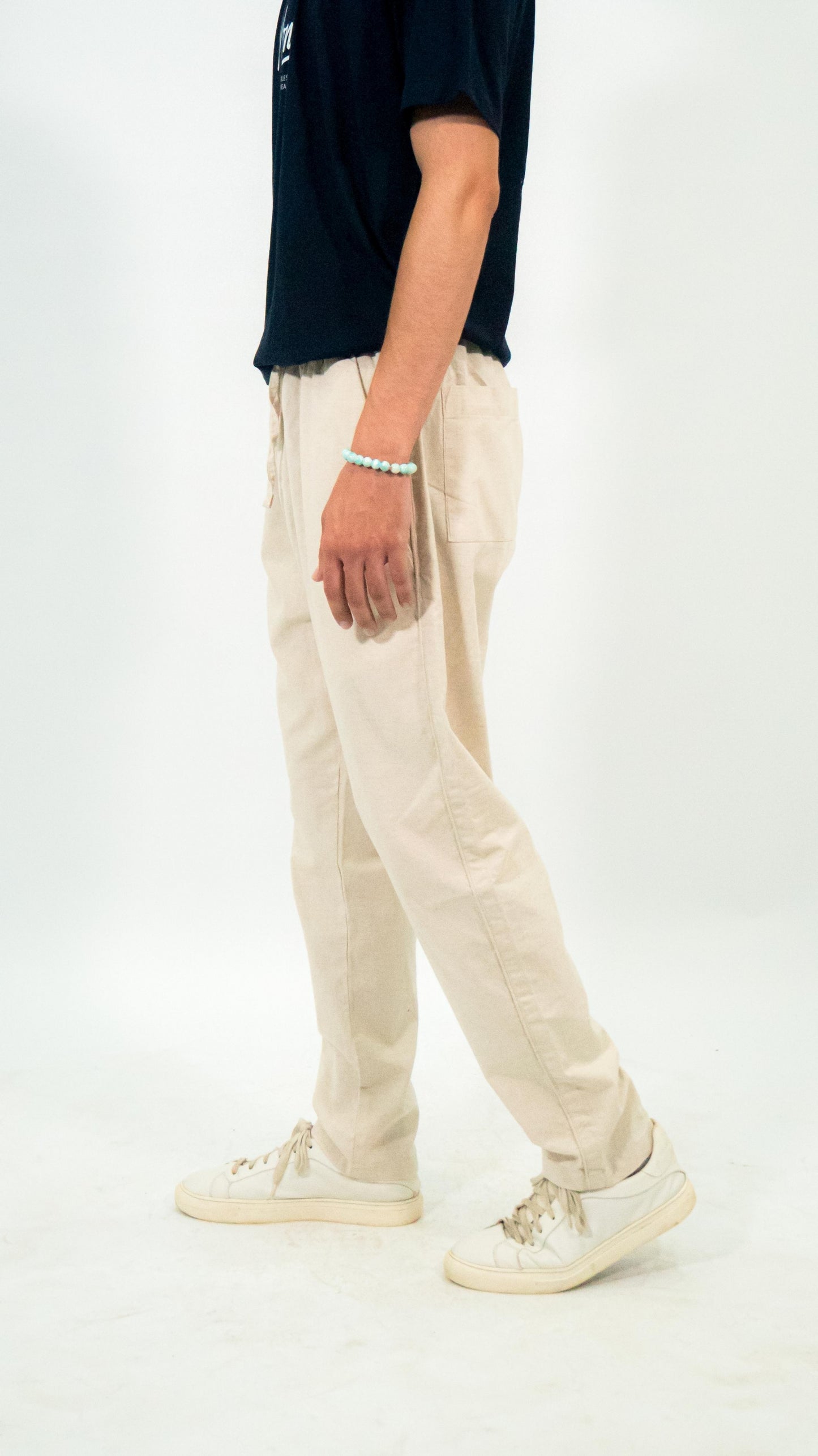 OFF WHITE Utility Straight-Leg Pants – Streetwear-Inspired Relaxed Trousers