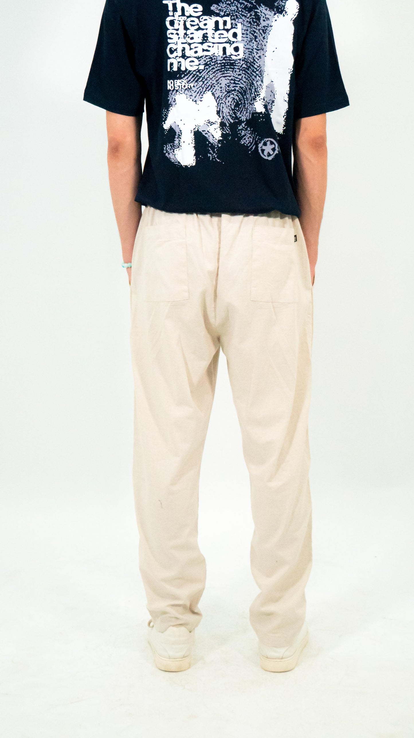 OFF WHITE Utility Straight-Leg Pants – Streetwear-Inspired Relaxed Trousers